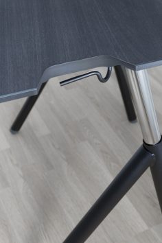 StandUp Trapets Desk - Image 9