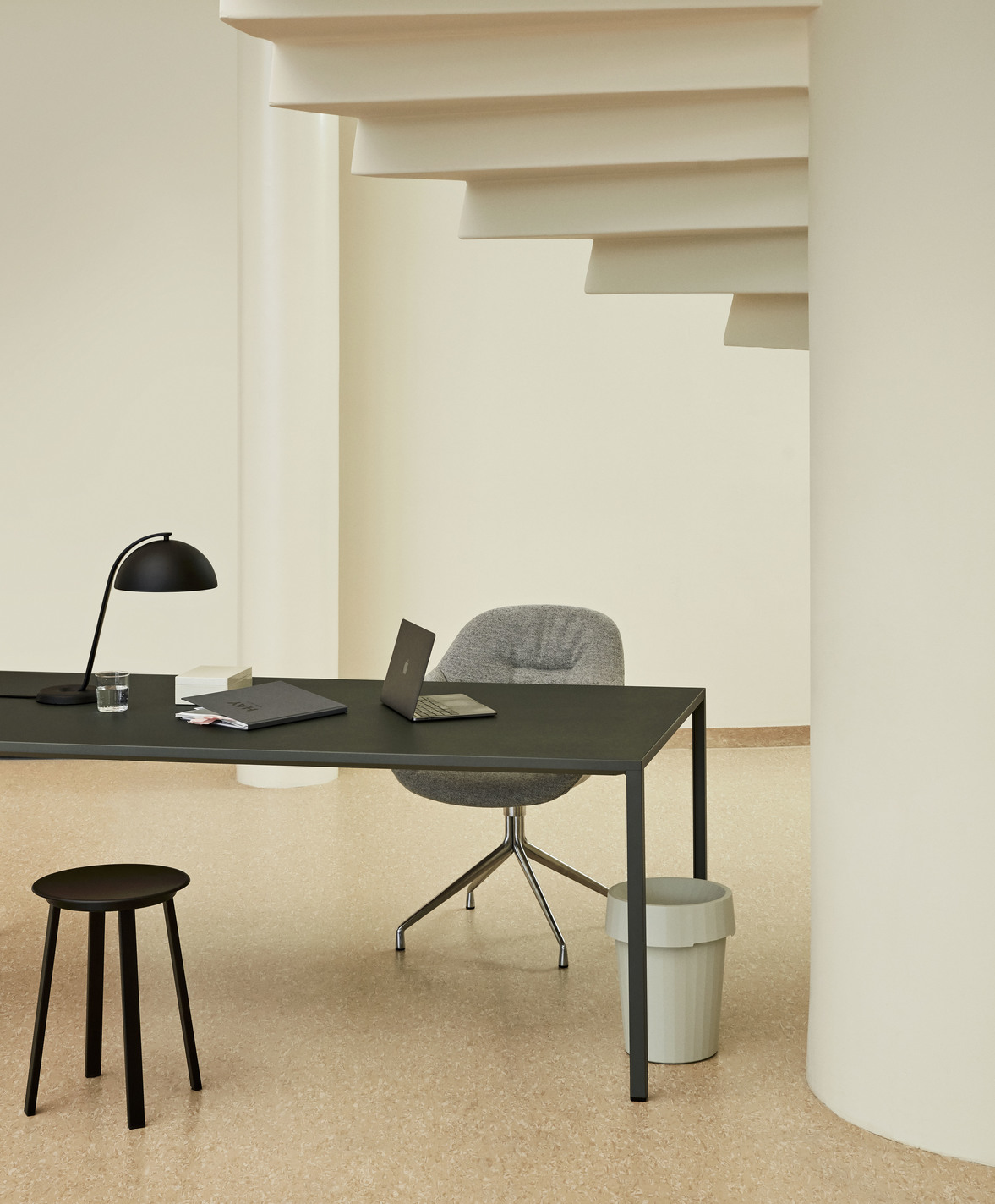 AAC 121 Soft Chair Hallingdal 116 alu base_Revolver Stool black_New Order Table charcoal (1)